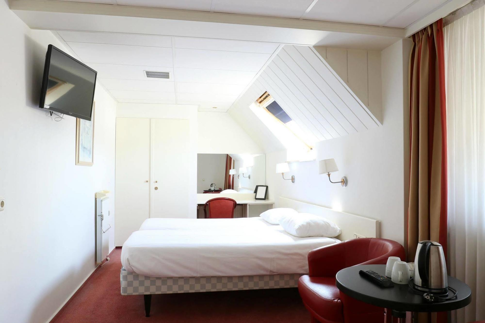 Js Hotel 에펜 외부 사진